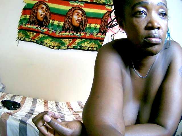 Lovelyjugs1's BongaCams show and profile