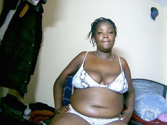 Lovelyjugs1's BongaCams show and profile