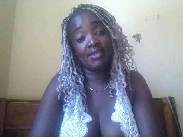 Lovely_jugs1 webcam