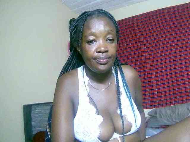 Lovelyjugs1 Live Webcam on BongaCams