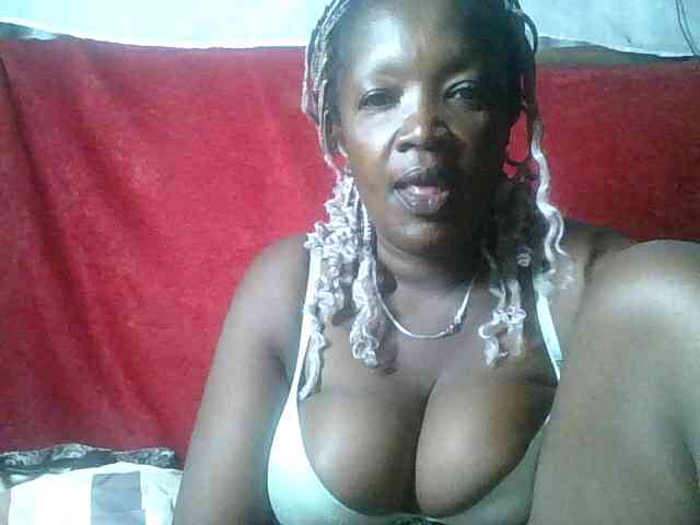 Lovely_jugs1 webcam