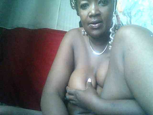 Lovely_jugs1 webcam