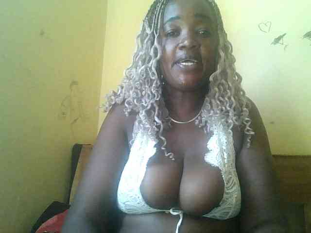 Lovely_jugs1 webcam