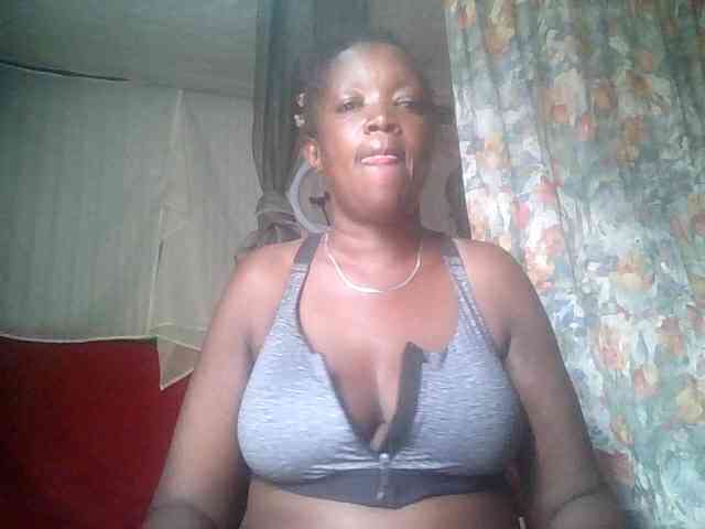 Lovelyjugs1 Live Webcam on BongaCams