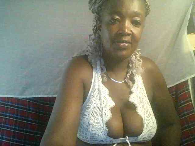 Lovely_jugs1 webcam