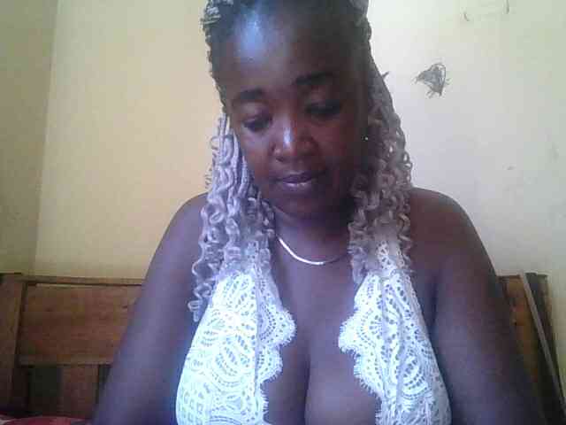 Lovely_jugs1 webcam