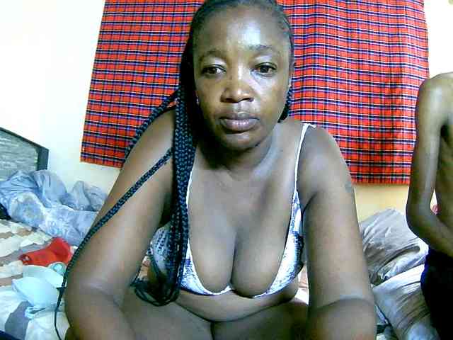 Lovelyjugs1 Live Webcam on BongaCams