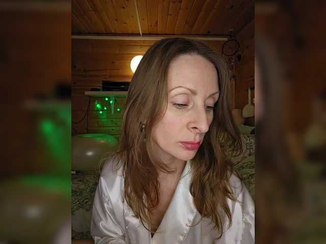 leezzzo's BongaCams profile