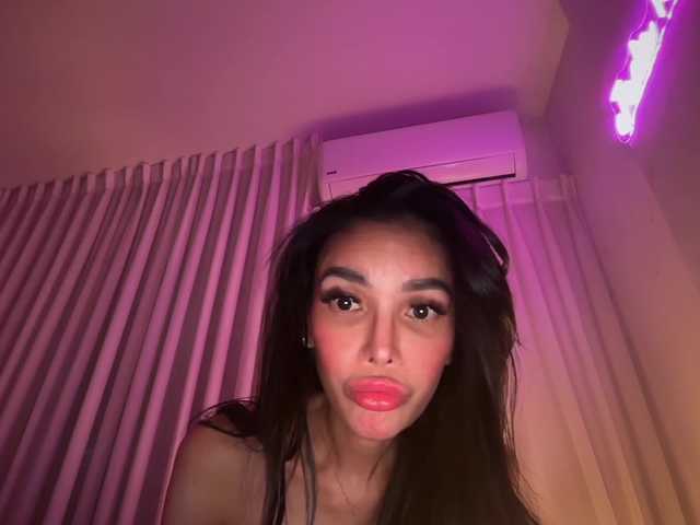 XMissVictoriaX from BongaCams is Freechat