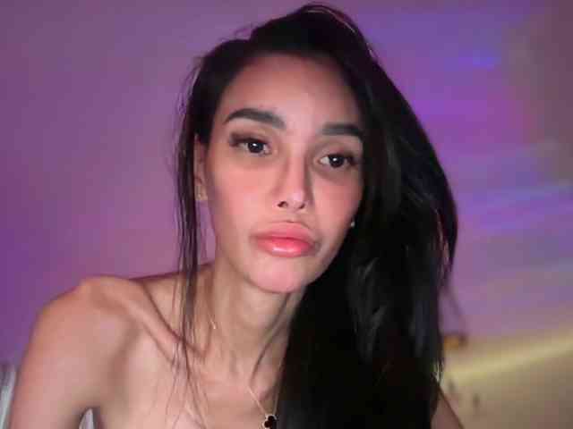 XMissVictoriaX webcam