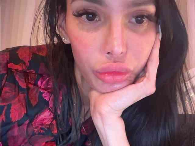 XMissVictoriaX webcam