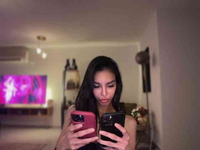 XMissVictoriaX webcam