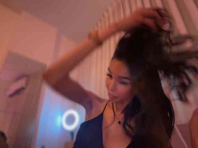 XMissVictoriaX webcam