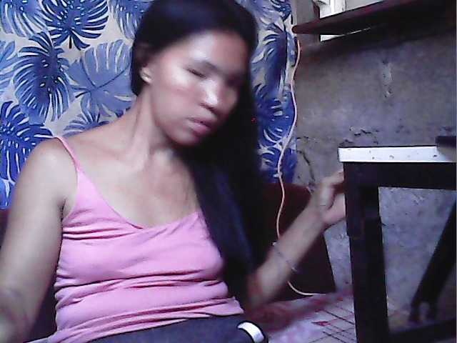 sweetiebabe23's BongaCams show and profile