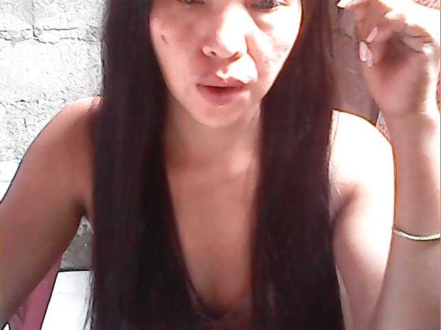 sweetiebabe23's BongaCams show and profile