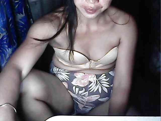 sweetiebabe23 webcam