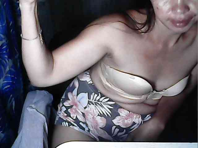 sweetiebabe23 webcam