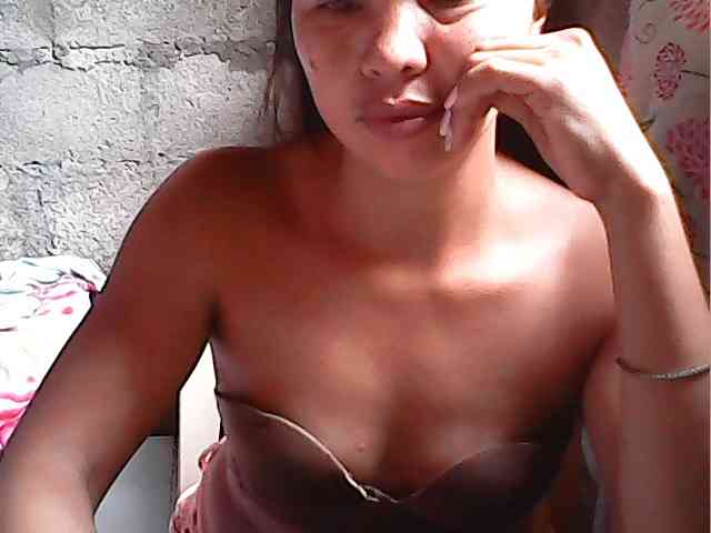 sweetiebabe23 webcam