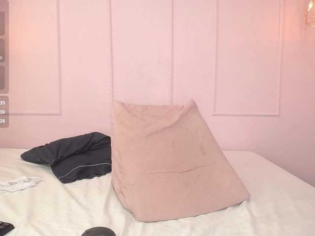 Sofia18sweet's BongaCams show and profile