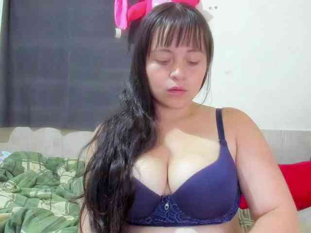 sofia-bigboobs webcam