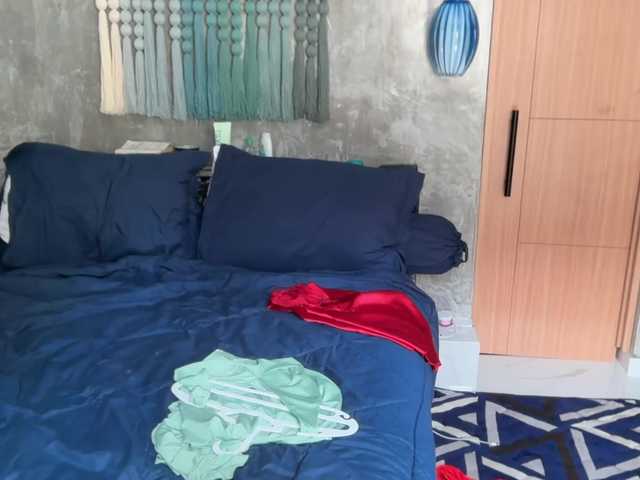 livslifee's BongaCams show and profile