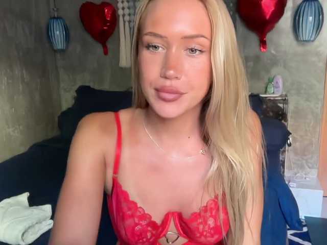 livslifee's BongaCams show and profile