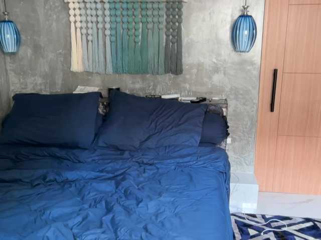 livslifee's BongaCams show and profile