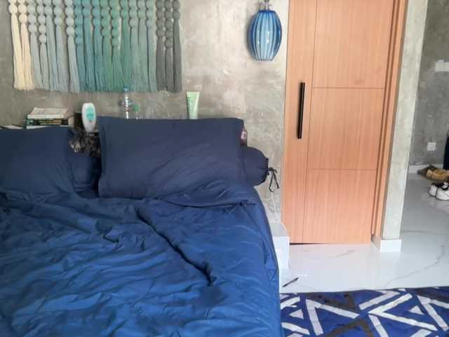 livslifee's BongaCams show and profile