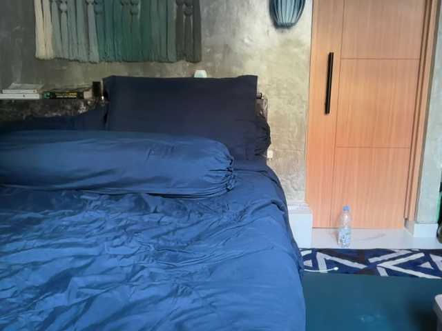 livslifee's BongaCams show and profile