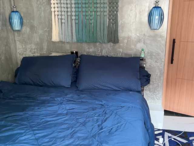 livslifee's BongaCams show and profile