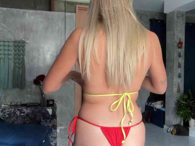 livslifee Live Webcam on BongaCams