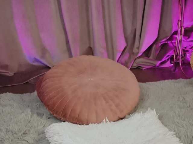 ZariaaVera's BongaCams show and profile