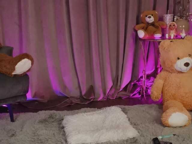 ZariaaVera's BongaCams show and profile