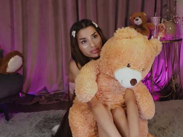 ZariaaVera's BongaCams show and profile