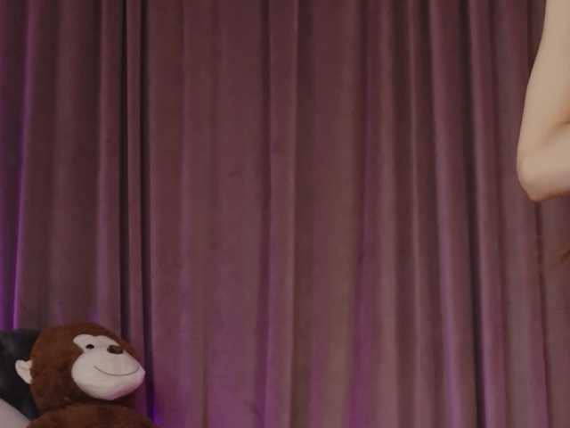 ZariaaVera's BongaCams show and profile