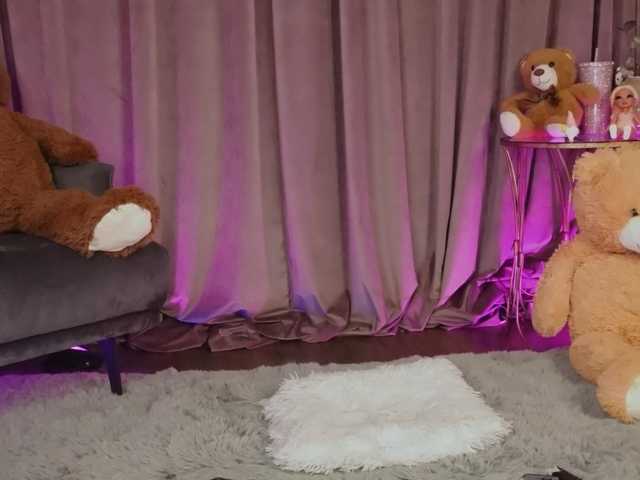 ZariaaVera's BongaCams show and profile