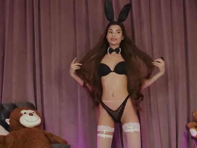 ZariaaVera's BongaCams show and profile