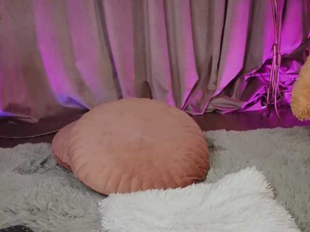 ZariaaVera's BongaCams show and profile