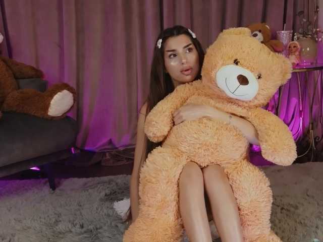 ZariaaVera's BongaCams show and profile