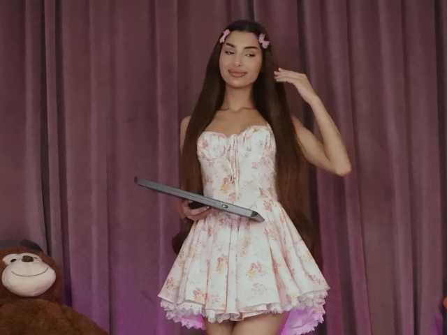 ZariaaVera's BongaCams show and profile