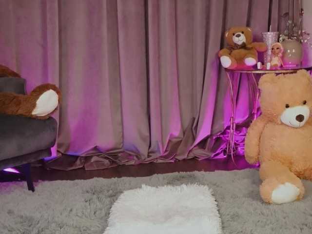 ZariaaVera's BongaCams show and profile