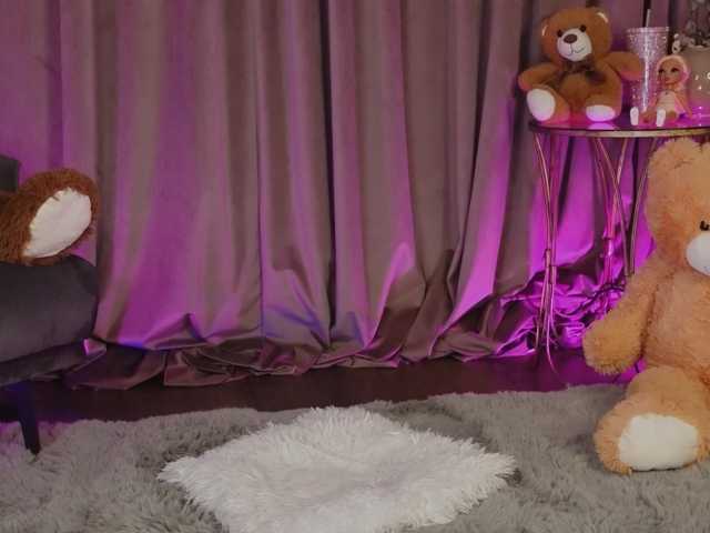 ZariaaVera's BongaCams show and profile