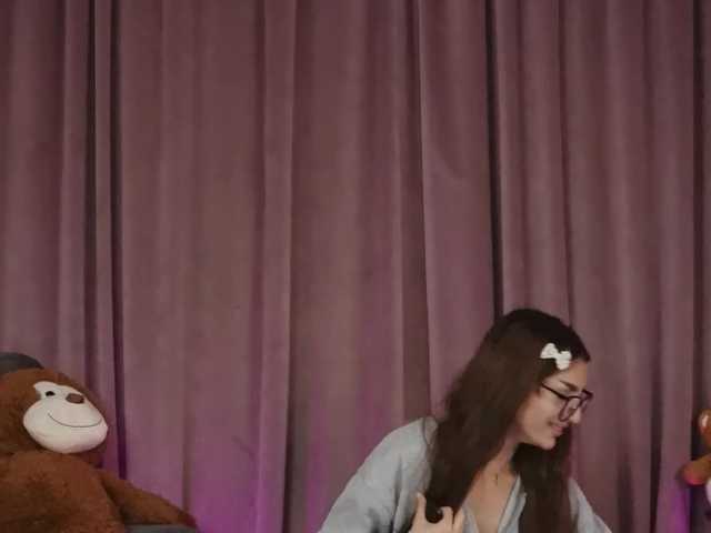 ZariaaVera's BongaCams show and profile