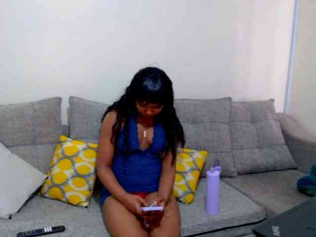 sweetconnie01 webcam