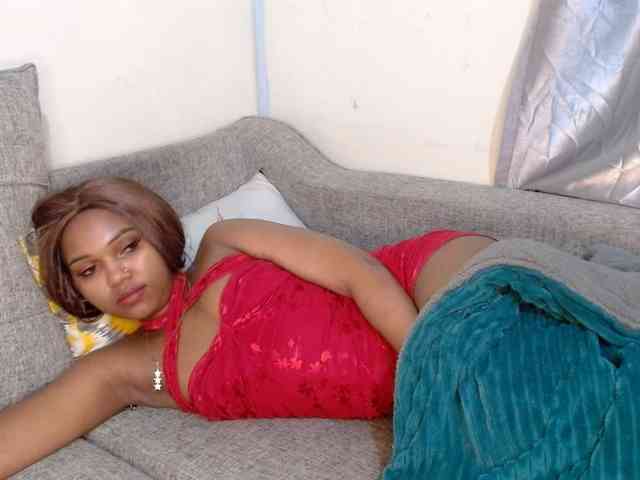 sweetconnie01 webcam