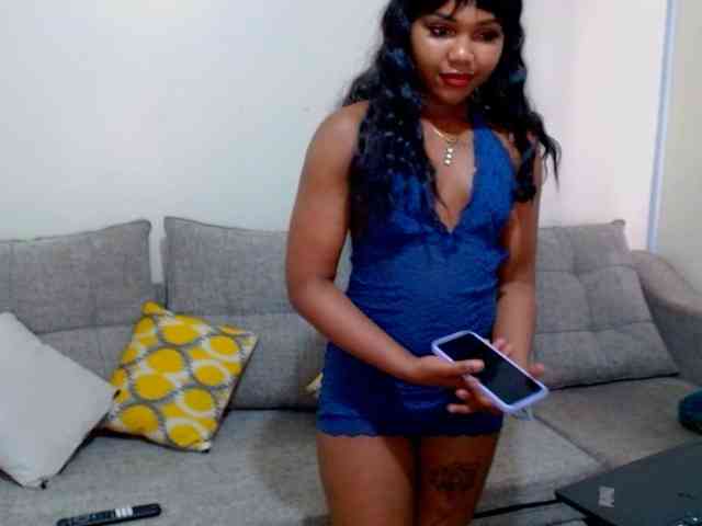 sweetconnie01 webcam