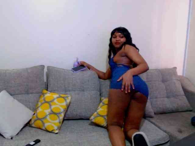 sweetconnie01 webcam