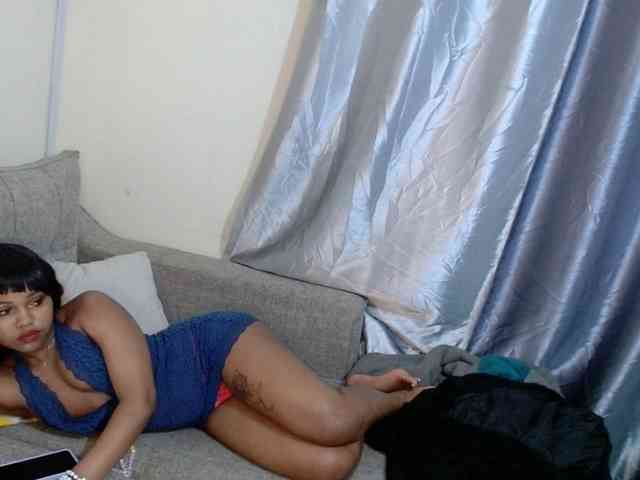 sweetconnie01 webcam