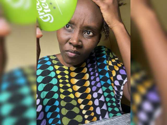 Richgirllover1 webcam