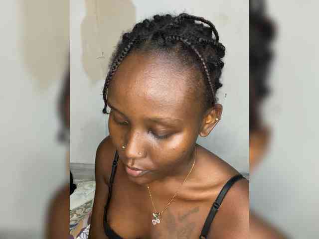 Richgirllover1 webcam